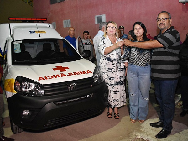 Prefeitura de Rio Tinto entrega ambulância 0 km para atender a Vila Regina e Região